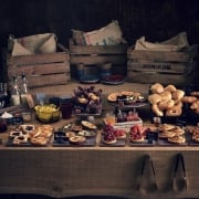 Buffet & Display